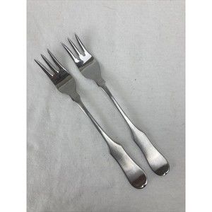 Oxford Hall Stainless OLD FIDDLE Flatware 2 Cocktail Seafood Forks 5 5/8" Japan